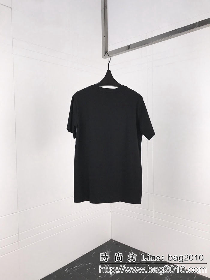 Gucci古奇 19ss新款短袖 xxv系列logo 採用絲光面料 三標齊全男女同款 ydi2272